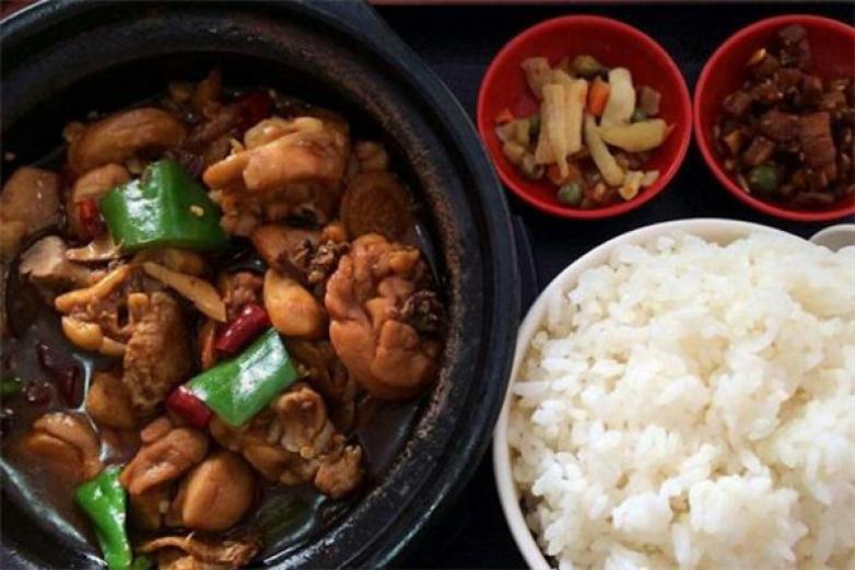 九匹狼黄焖鸡米饭